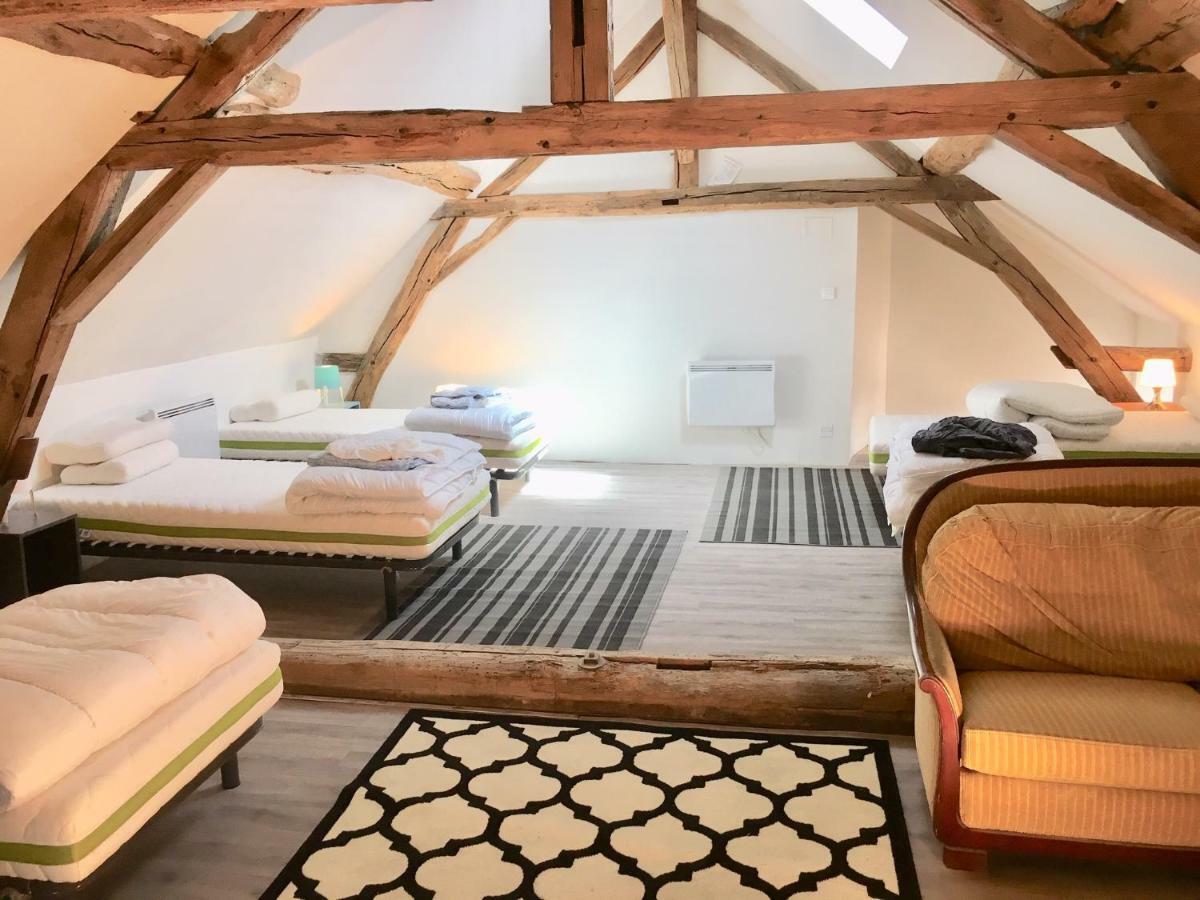 La Maison Des Amis Nuits Exterior foto